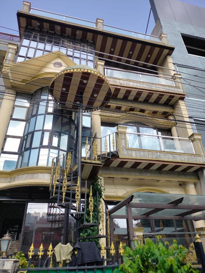Divine Hotel & Banquet Hall بوبال المظهر الخارجي الصورة