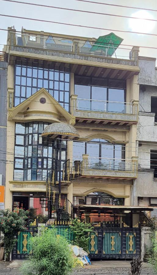 Divine Hotel & Banquet Hall بوبال المظهر الخارجي الصورة