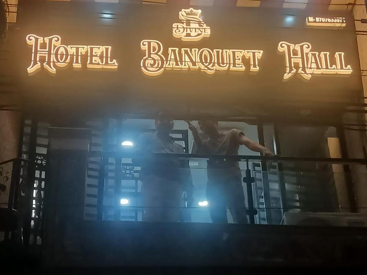 Divine Hotel & Banquet Hall بوبال المظهر الخارجي الصورة