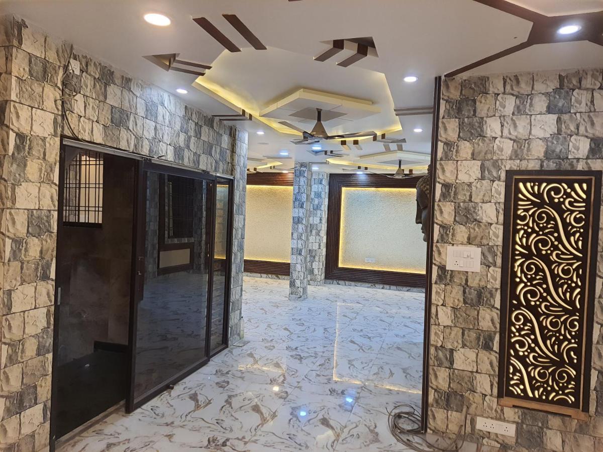 Divine Hotel & Banquet Hall بوبال المظهر الخارجي الصورة