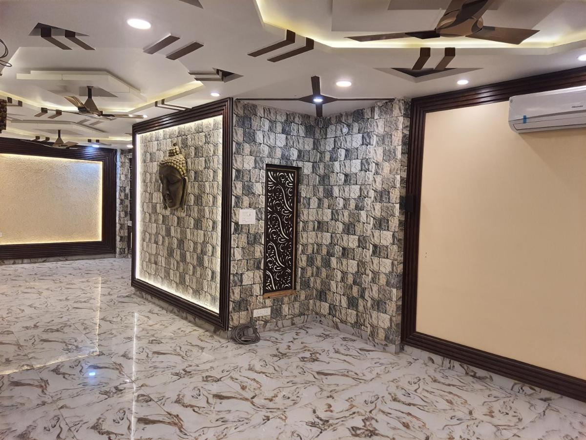 Divine Hotel & Banquet Hall بوبال المظهر الخارجي الصورة