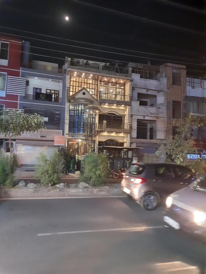 Divine Hotel & Banquet Hall بوبال المظهر الخارجي الصورة