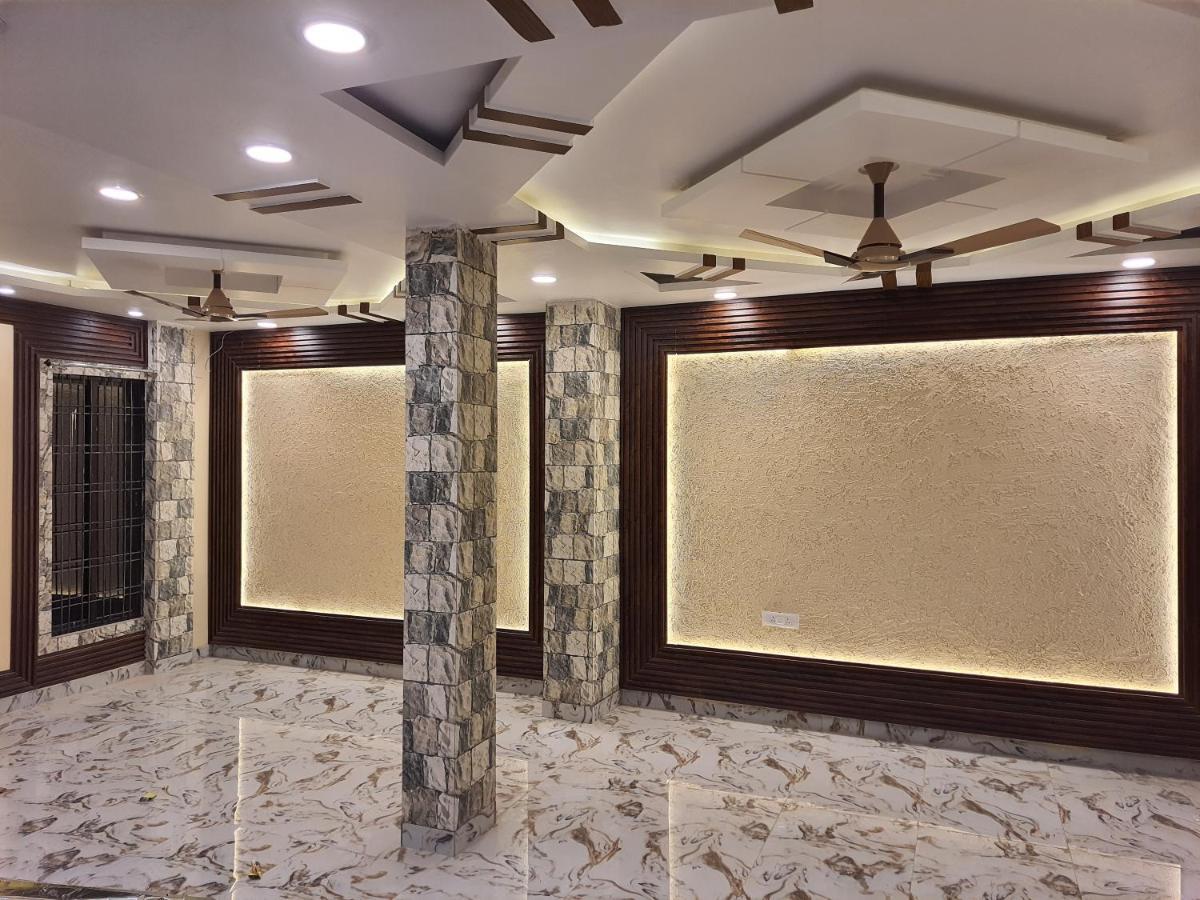 Divine Hotel & Banquet Hall بوبال المظهر الخارجي الصورة