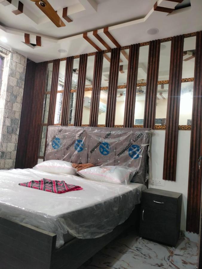 Divine Hotel & Banquet Hall بوبال المظهر الخارجي الصورة